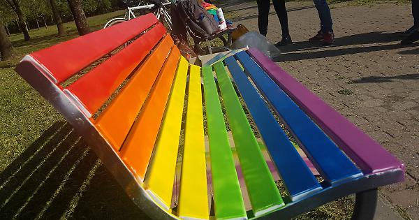 Pic-nic all’aperto per organizzare nuovi incontri raimbow