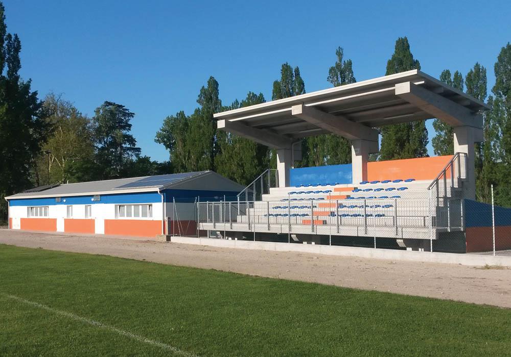 Prefabbricati per campi da calcio: che cosa sono, a che cosa servono e come ottenerli?