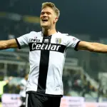 I giocatori del Parma rinunciano a parte dello stipendio