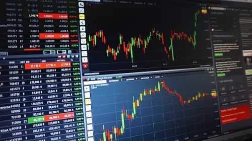 Come investire in azioni giocando in Borsa