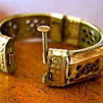 Come scegliere un gioiello antico