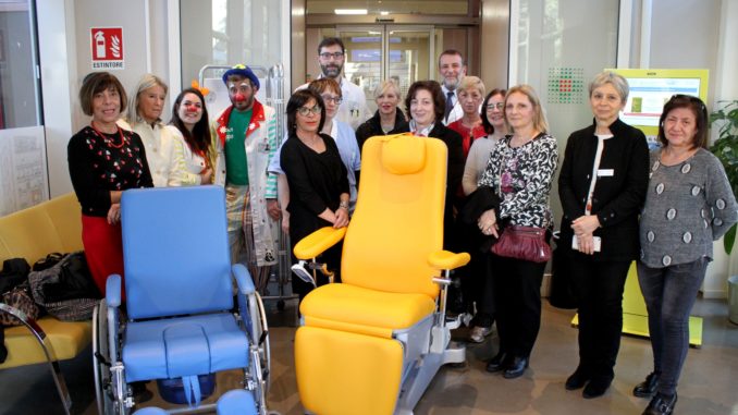 Volontarie impegnate al reparto oncologico di Parma