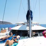 Vacanza in catamarano, cosa serve sapere prima di organizzarla