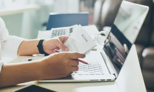 Disoccupazione in Emilia Romagna: il tasso scende del 5%